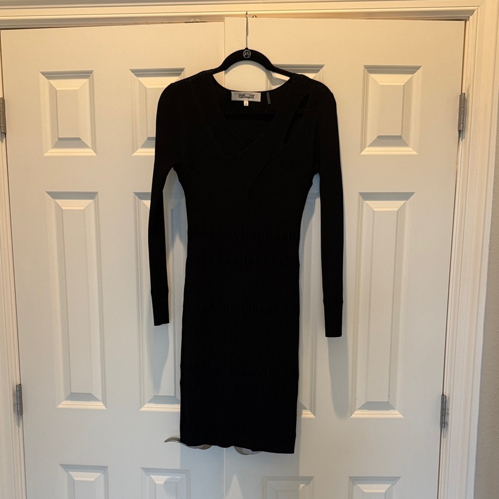 Diane Von Furstenberg Black Long-Sleeve Ribbed Knit Dress